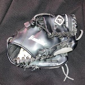 9 1/2 left handed baseball glove